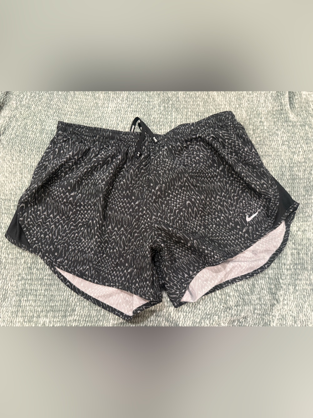 Nike Women's Black Marbled Print Athletic Shorts